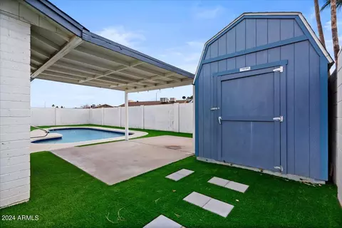 Exterior - 2033 Edgewood Ave, Mesa, AZ 85204 photo 7 of 7