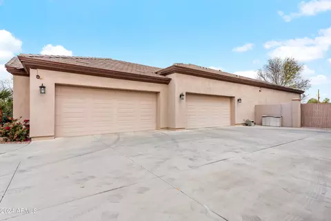 1737 S 141st Pl, Gilbert, AZ 85295 photo 9