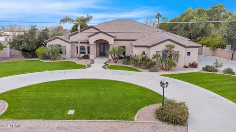 1737 S 141st Pl, Gilbert, AZ 85295 photo 5