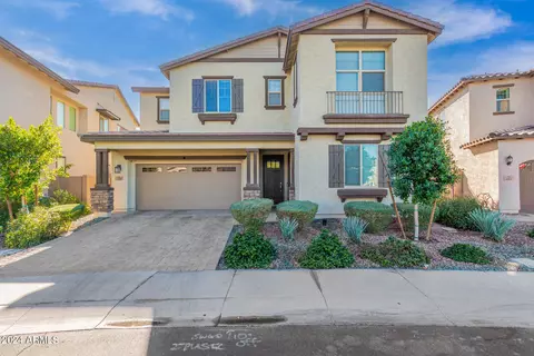 197 E Dogwood Dr, Chandler, AZ 85286