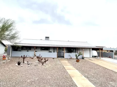 151 W 11th St, Ajo, AZ 85321