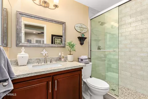 3356 E Tonto Ln, Phoenix, AZ 85050 photo 22