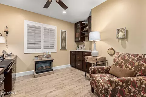 3356 E Tonto Ln, Phoenix, AZ 85050 photo 13