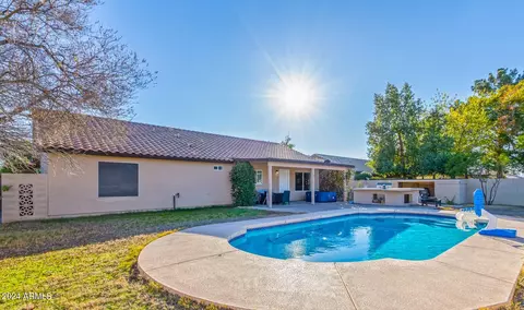 Exterior - 3006 E Toledo Ct, Gilbert, AZ 85295 photo 5 of 9