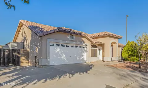 Exterior - 3006 E Toledo Ct, Gilbert, AZ 85295 photo 3 of 9