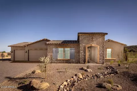 3715 W Black Hill Rd, Phoenix, AZ 85083