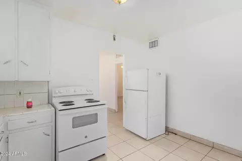 2424 E Amelia Ave, Phoenix, AZ 85016 photo 22