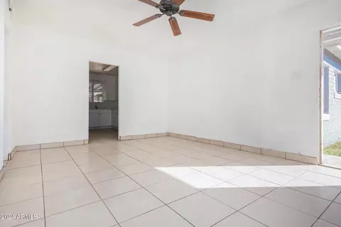 2424 E Amelia Ave, Phoenix, AZ 85016 photo 25