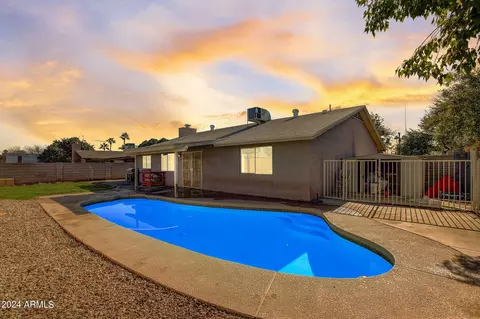 3236 E Windrose Dr, Phoenix, AZ 85032 photo 2