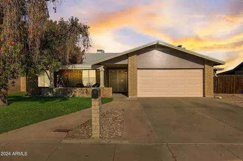 3236 E Windrose Dr, Phoenix, AZ 85032