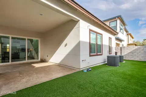 Exterior - 1555 E Ocotillo Rd #17, Phoenix, AZ 85014 photo 12 of 14