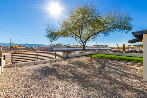 2538 E Broadway Rd, Phoenix, AZ 85040 photo 4
