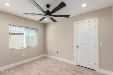 2538 E Broadway Rd, Phoenix, AZ 85040 photo 16