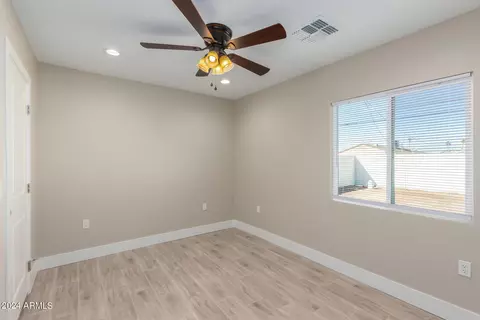 2538 E Broadway Rd, Phoenix, AZ 85040 photo 18