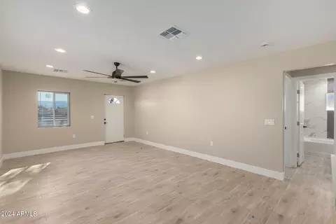 2538 E Broadway Rd, Phoenix, AZ 85040 photo 8
