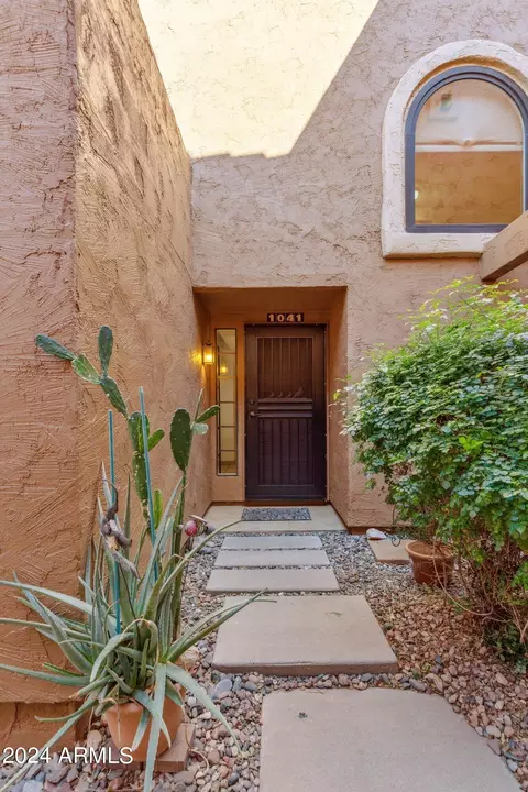 5640 E Bell Rd #1041, Scottsdale, AZ 85254