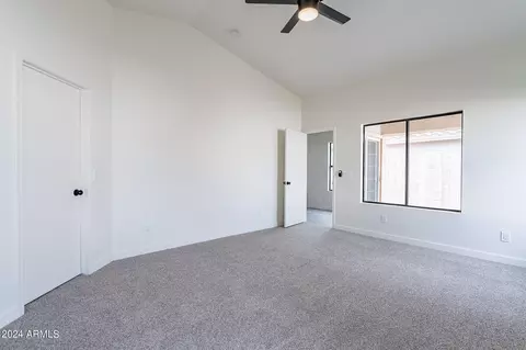 3304 E Blackhawk Dr, Phoenix, AZ 85050 photo 37