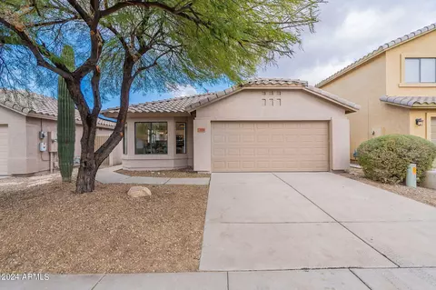 3304 E Blackhawk Dr, Phoenix, AZ 85050