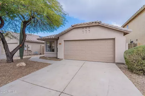 3304 E Blackhawk Dr, Phoenix, AZ 85050 photo 2