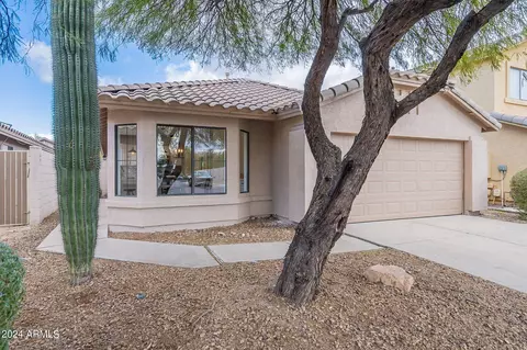 3304 E Blackhawk Dr, Phoenix, AZ 85050 photo 4