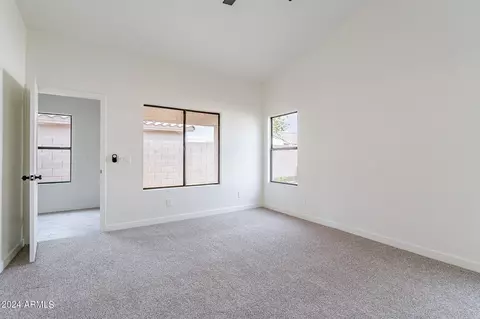 3304 E Blackhawk Dr, Phoenix, AZ 85050 photo 38