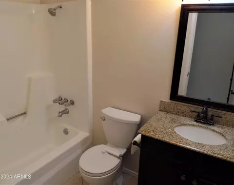 4123 E Nancy Ln, Phoenix, AZ 85042 photo 8