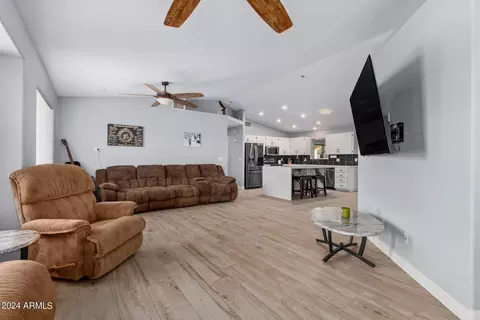 821 E Hondo Ave, Apache Junction, AZ 85119 photo 5