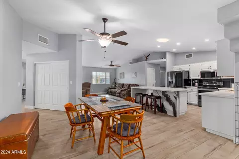 821 E Hondo Ave, Apache Junction, AZ 85119 photo 9