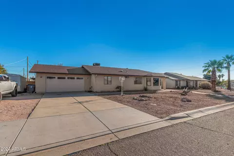 821 E Hondo Ave, Apache Junction, AZ 85119 photo 2