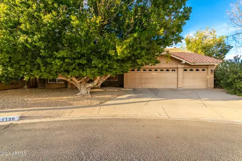 1120 W Wagner Dr, Gilbert, AZ 85233 photo 4