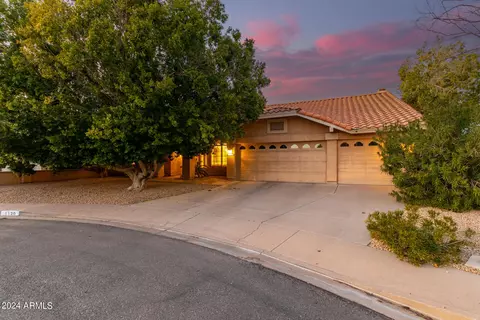 1120 W Wagner Dr, Gilbert, AZ 85233