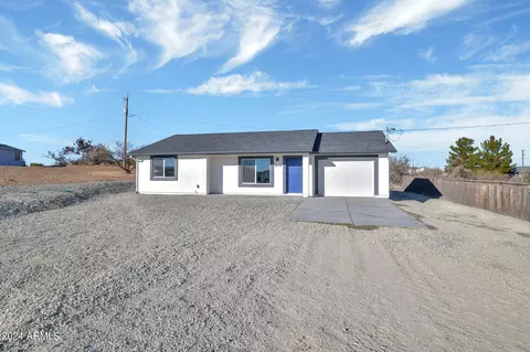16112 S Angus Cir #4, Mayer, AZ 86333
