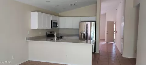 6917 S 11th Dr, Phoenix, AZ 85041 photo 6