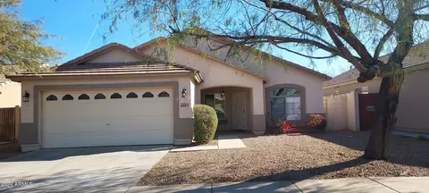 6917 S 11th Dr, Phoenix, AZ 85041 photo 2