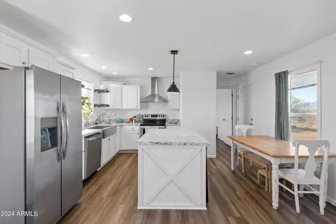 41306 W Palo Verde Dr, Tonopah, AZ 85354