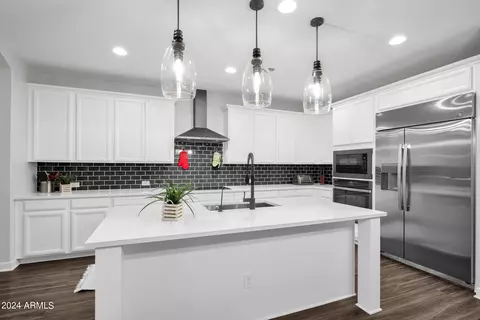 4151 E Jones St, Gilbert, AZ 85295