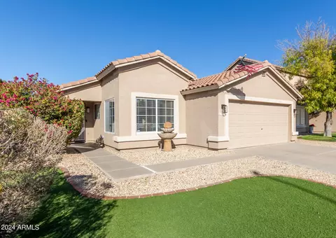 1210 W Geronimo Pl, Chandler, AZ 85224