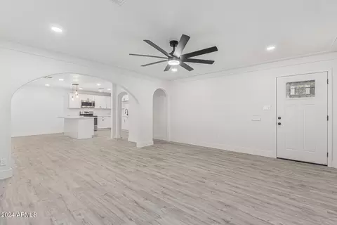 3526 W Lamar Rd, Phoenix, AZ 85019 photo 8