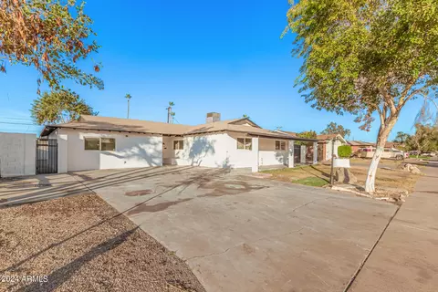3526 W Lamar Rd, Phoenix, AZ 85019 photo 3