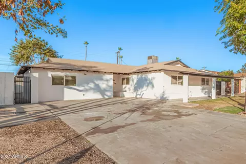 3526 W Lamar Rd, Phoenix, AZ 85019 photo 4