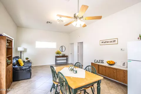 1902 E Citation Ln, Tempe, AZ 85284 photo 16