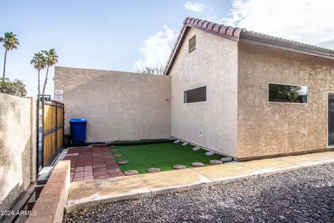 1902 E Citation Ln, Tempe, AZ 85284 photo 29
