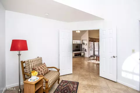 1902 E Citation Ln, Tempe, AZ 85284 photo 11