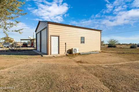 10160 E Roberts Rd, San Tan Valley, AZ 85143