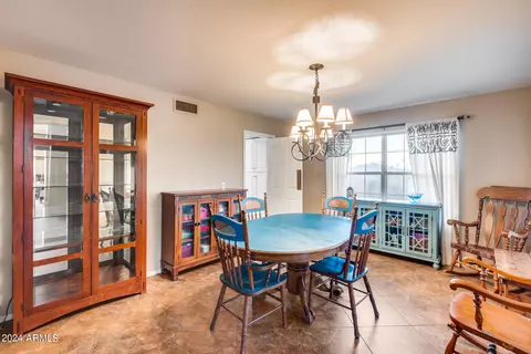 Dining - 7533 E Kiva Ave, Mesa, AZ 85209 photo 3 of 4