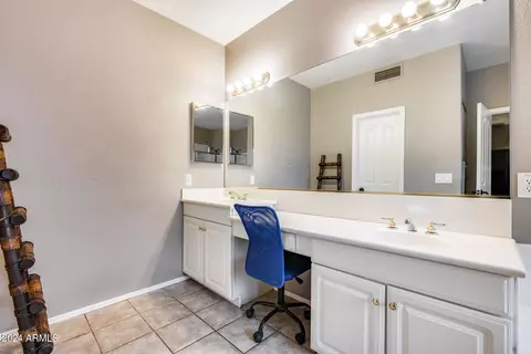 Bath - 7533 E Kiva Ave, Mesa, AZ 85209 photo 3 of 3