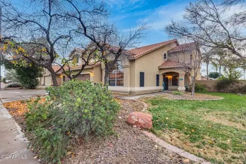Exterior - 7533 E Kiva Ave, Mesa, AZ 85209 photo 5 of 24