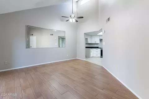 13802 N 41st Dr, Phoenix, AZ 85053 photo 4