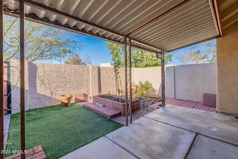 13802 N 41st Dr, Phoenix, AZ 85053 photo 12