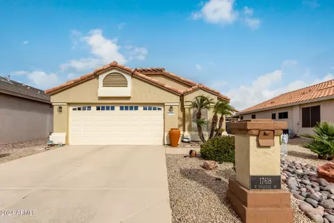 17618 W Ingleside Dr, Surprise, AZ 85374